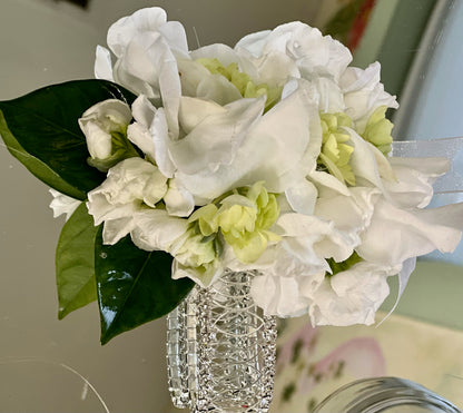 CORSAGE