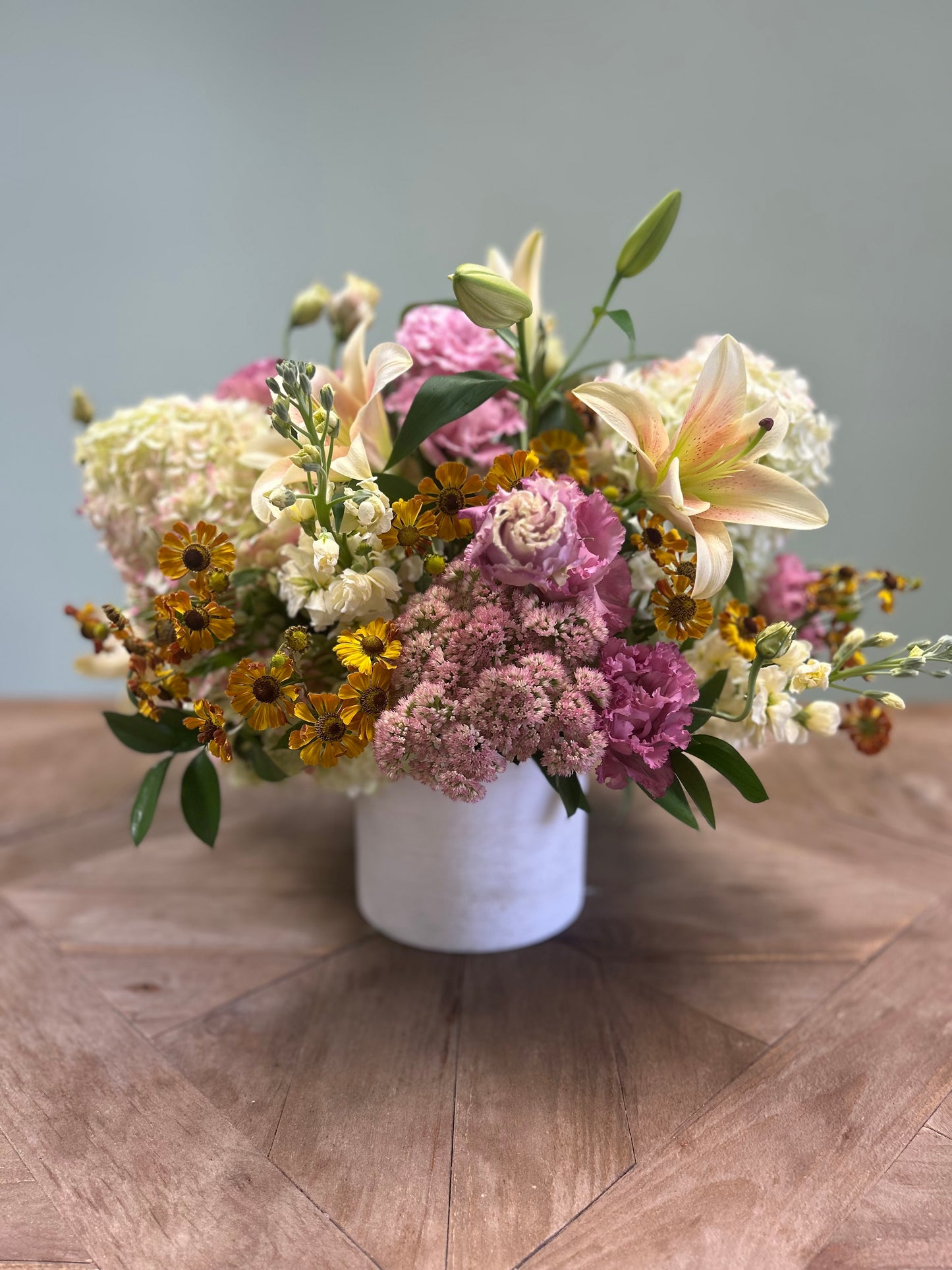 Medium Vase Arrangement