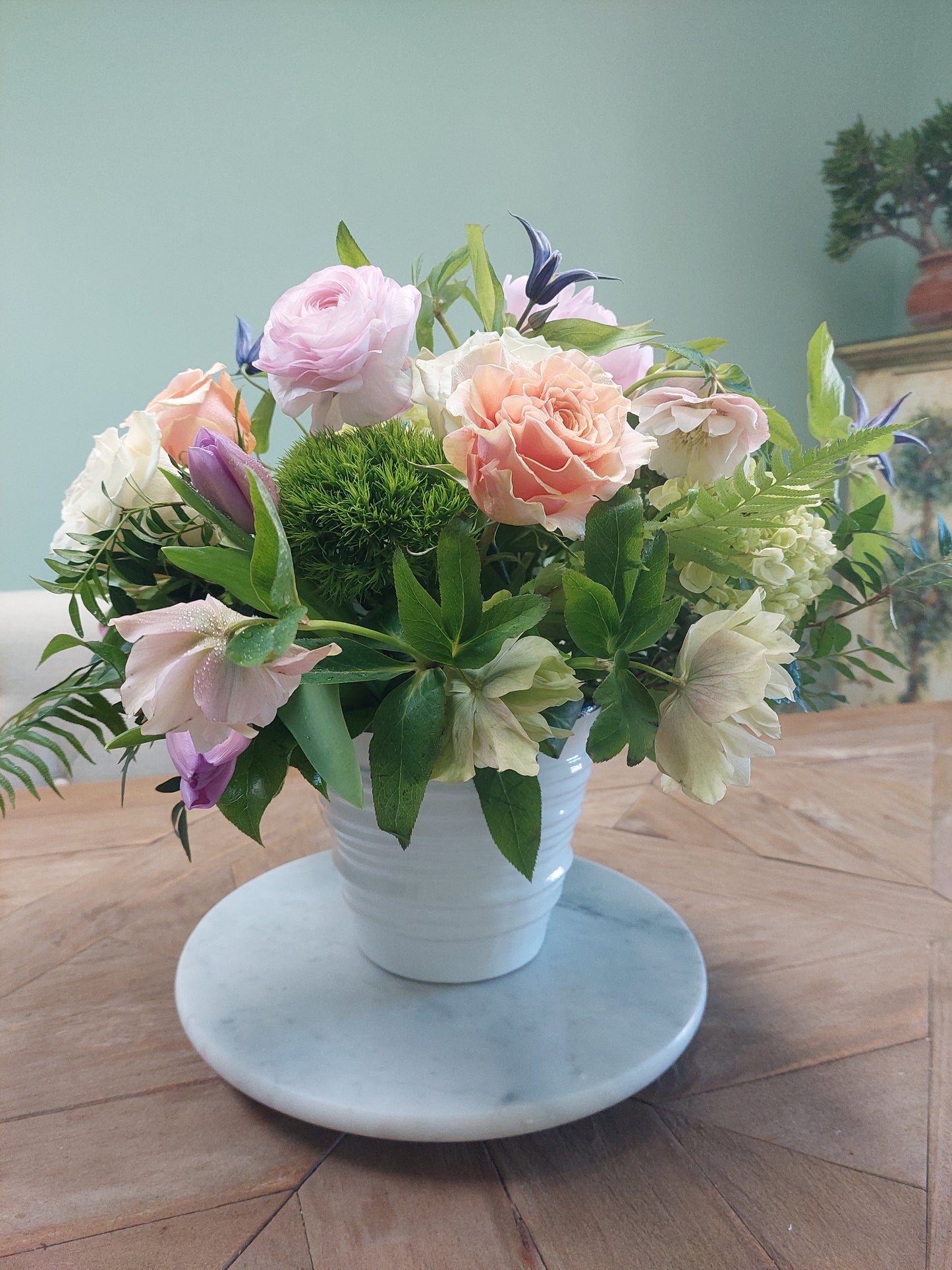 SMALL VASE ARRANGEMENT