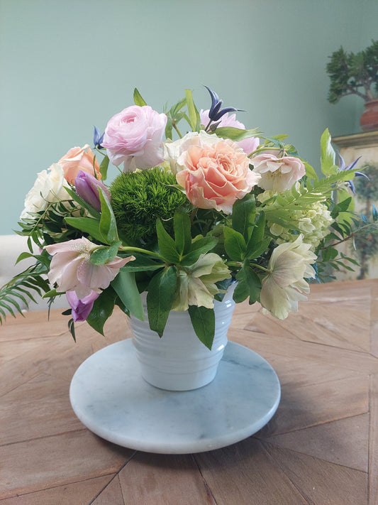 SMALL VASE ARRANGEMENT